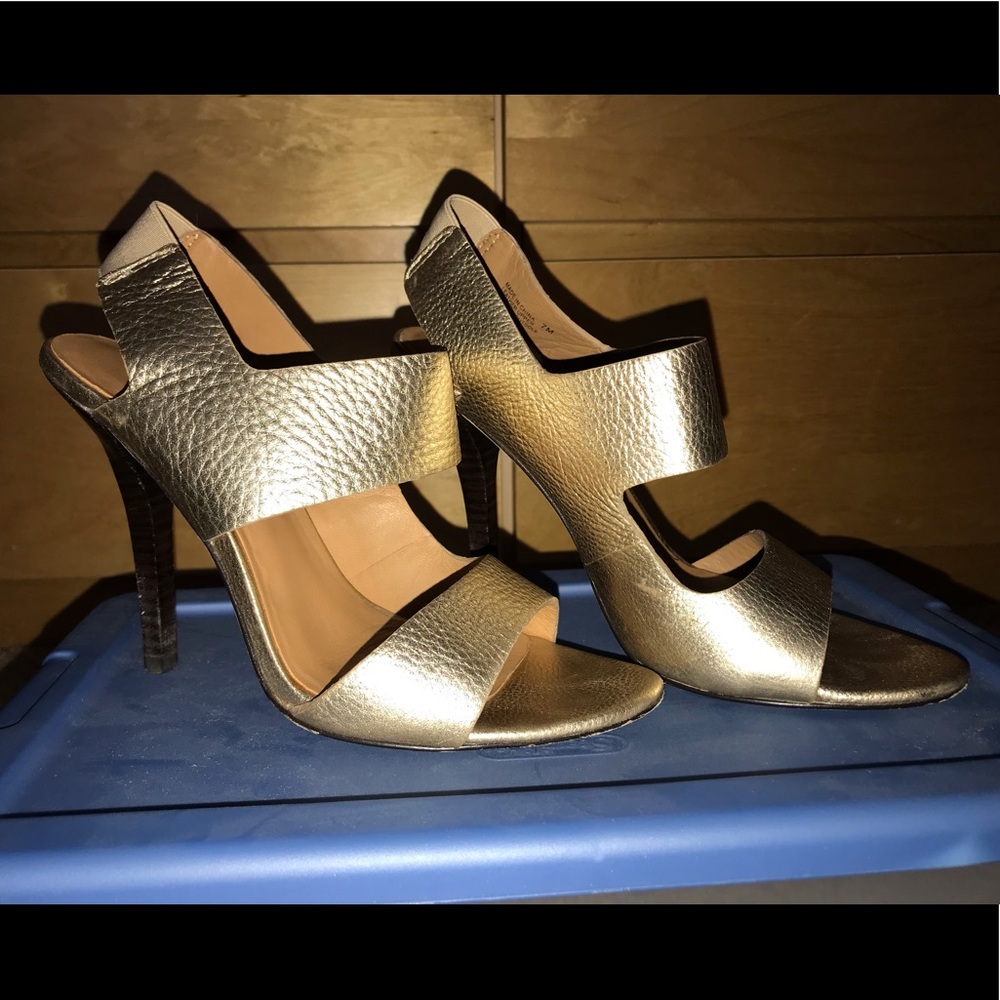 Michael Kors gold strap heel